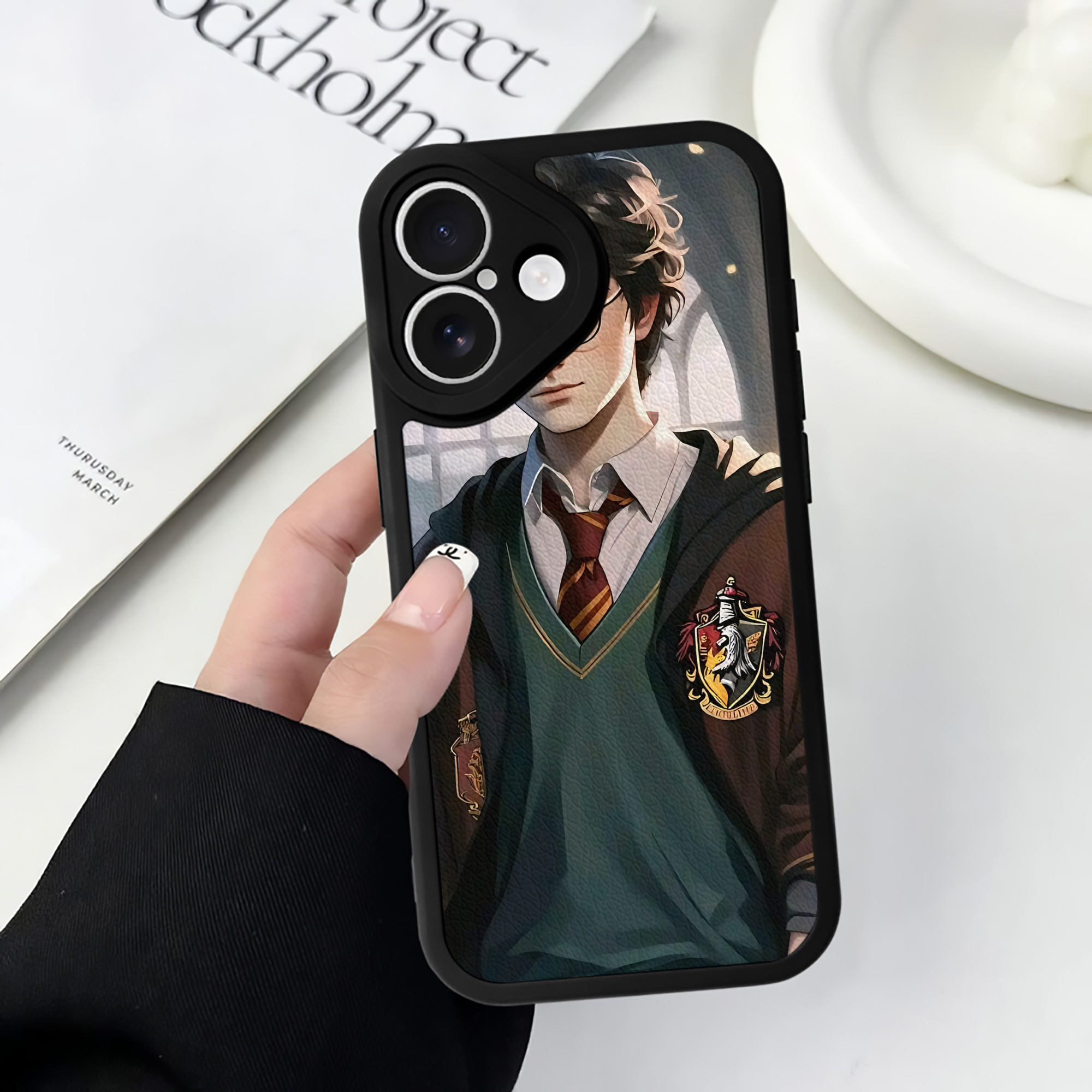 （画像用） Harry Potter ハリー・ポッターシリーズ 【iPhone 16シリーズ対応】シリコンスマホケース（レザー調） 材質：シリコン